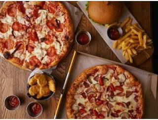 Simba Pizza лого