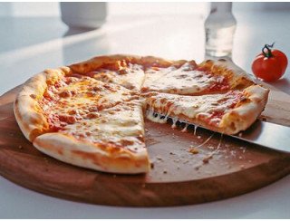 Семейный фуд-холл Ресторанный дворик лого