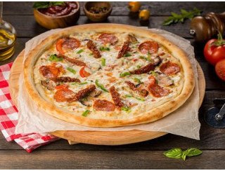 LAV Pizza лого