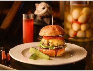 Cheshire Cat & Cheese лого