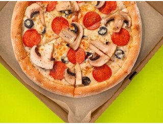 Marti's Pizza лого