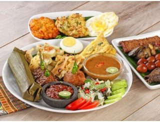 КАФЕ ШАУРМА ХАЛЯЛЬ PLOV-HOUSE лого