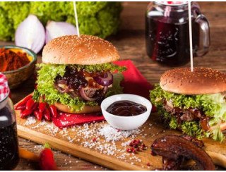 Molly Malone лого