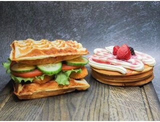 Hidden Kitchen лого