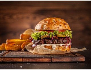 Красная королева лого