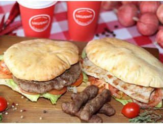 Ukusno by Balkan Grill лого