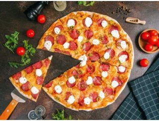 Пират пицца лого