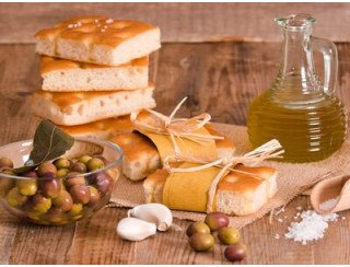 Пеку Люблю лого