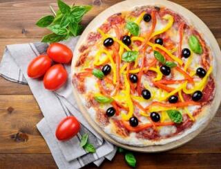 Чика пицца лого