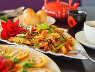 Дунфан Во лого