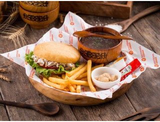 Bauyrdaq Qazaq Fast Food лого