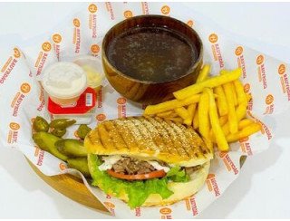 Bauyrdaq qazaq fastfood лого