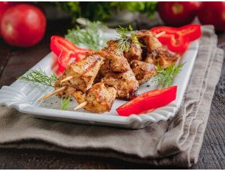 Шашлычная раз два лого