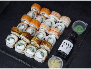 Роллы рядом лого