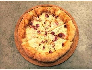 Kaiser pizza лого