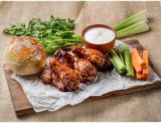 Гастрономический паб "Понеслось" лого