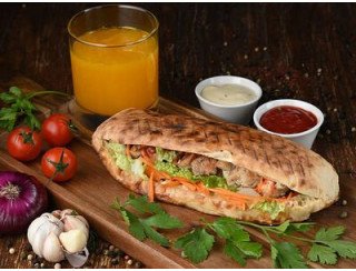 Doner & Pizza лого