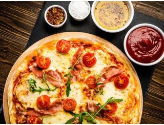 Gustosa Pizza лого