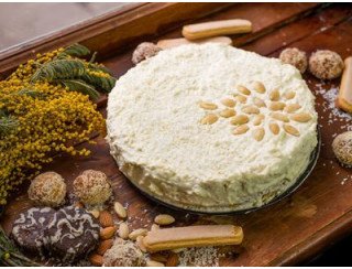 Лакрица coffee & desserts лого