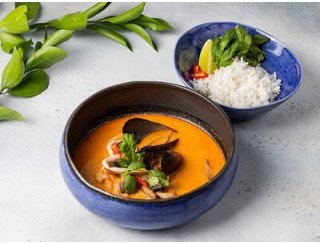 Jamamai Asian Kitchen & Bar лого