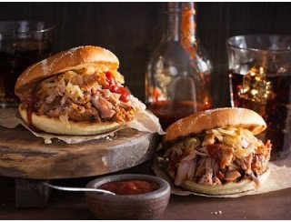 Rush burger лого