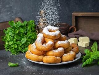 Пончики! Выпекаем на месте лого