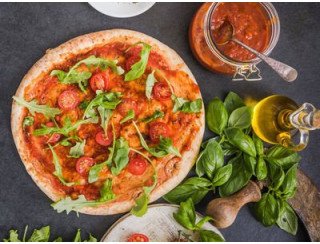 Пицца тут лого