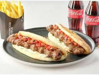 Mahmood kabob лого