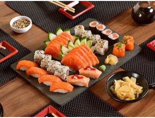 Suteki Sushi Bar and Wok Station лого