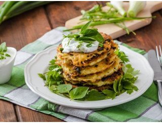 Трактиръ подкова лого