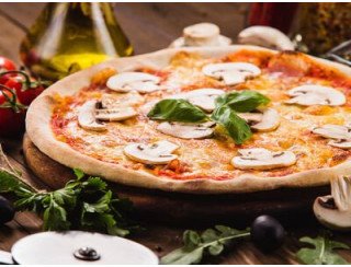 MADE LOVE PIZZA лого