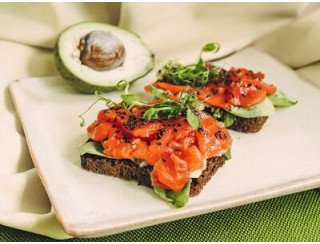 Yellow Вar лого