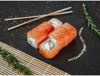 Голодный космонавт лого