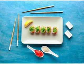 Satoshi sushi and rolls лого