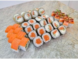 Cut the roll лого