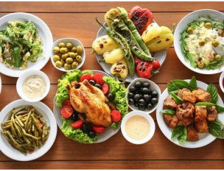 Средной дворик лого