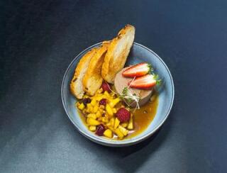 Белуга лого