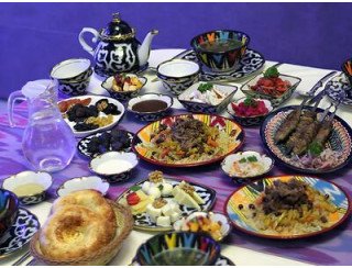 Kamolon Family Restaurant лого