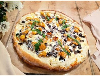 royal chicken лого