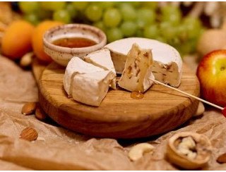 Подворье Кардинала лого