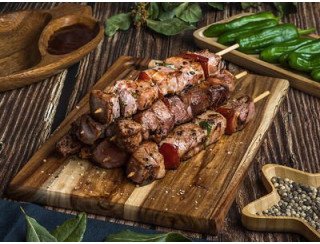 Шашлык у Манвела лого