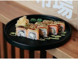 Панда любит лого