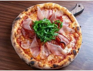 Freedom pizza лого