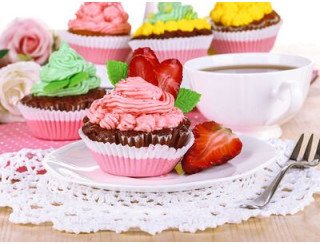 Кондитерская ДЛЯ СВОИХ лого