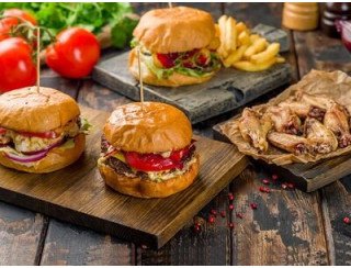 Manny's Burger лого