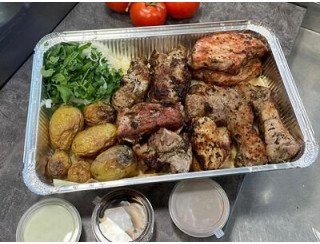 Tasty House Мясное ассорти лого