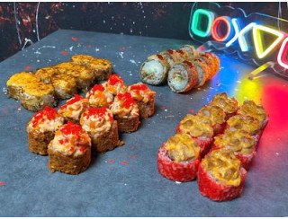 Toxic Sushi лого