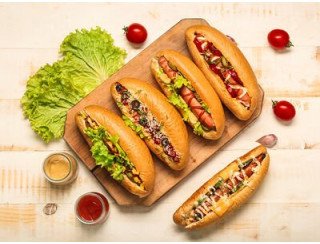 Qazi hot dog 73 лого