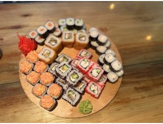 Сытый Ли лого