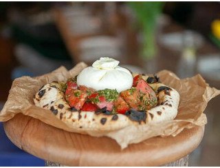 Пиццерия сырная лавка от сыроварни IL Casaro лого